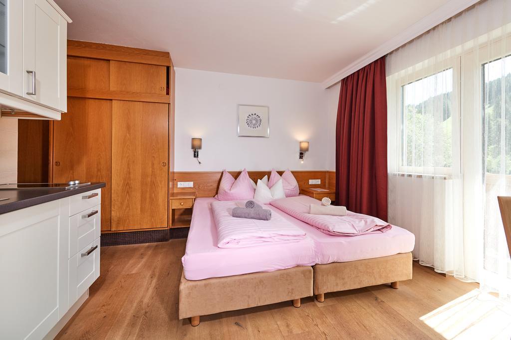 Apartments Neue Post فيلزموس المظهر الخارجي الصورة