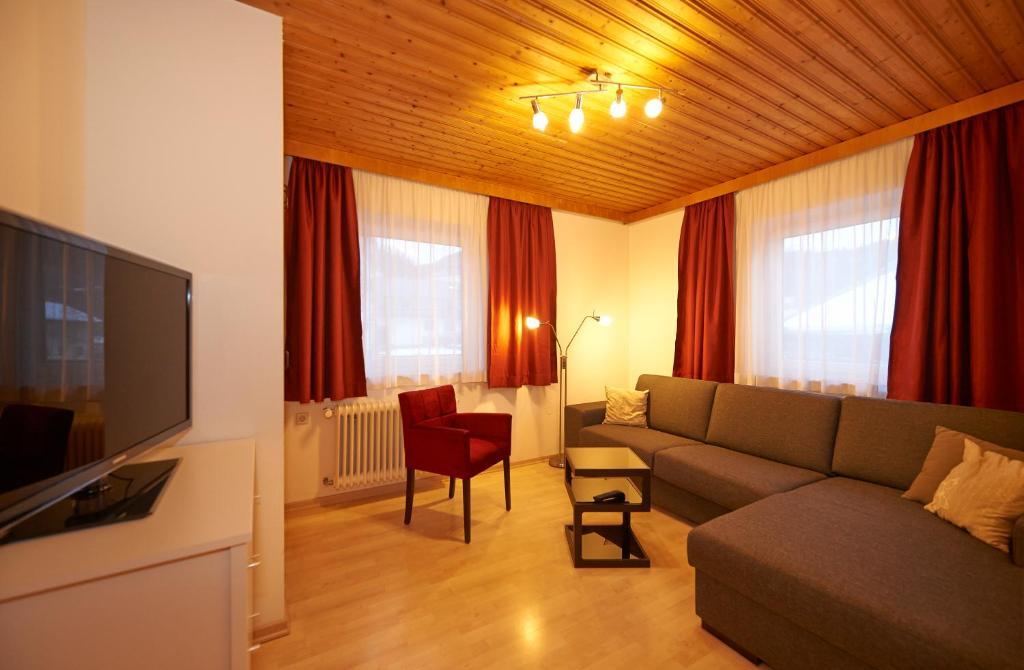 Apartments Neue Post فيلزموس الغرفة الصورة